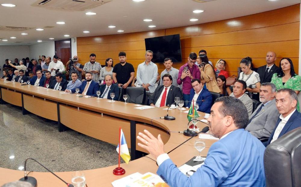 Deputados participam de reunião com governador e ministro do Desenvolvimento Regional