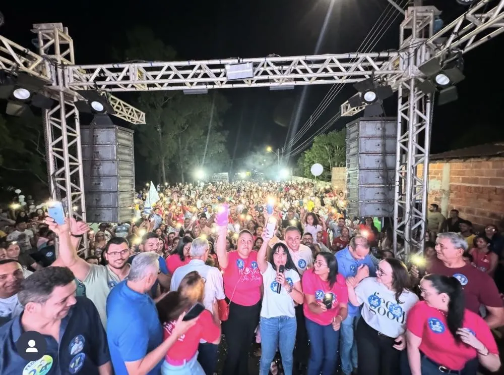 Marilon Barbosa agradece parceiros e familiares pelo apoio na última reunião que virou comício