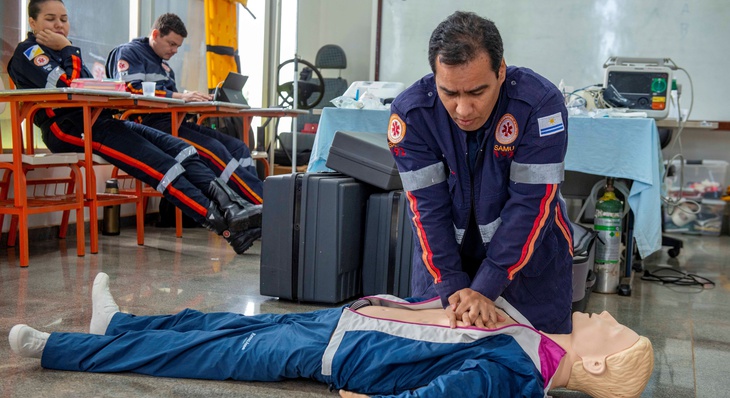 Enfermeiros do Samu e UPAs iniciam curso sobre ‘Suporte Avançado de Vida em Parada Cardiorrespiratória’