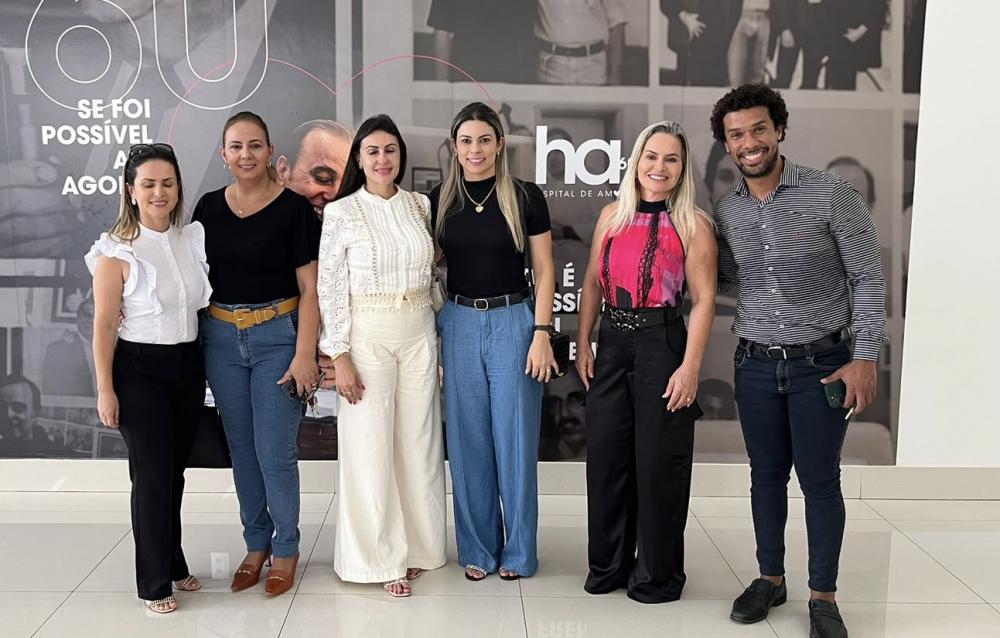 Primeira-dama da Aleto representa Amélio Cayres em reunião sobre Casa de Apoio do Hospital de Amor