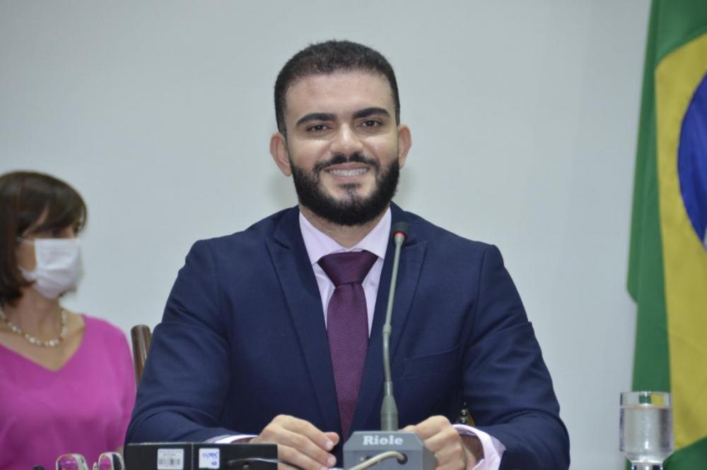 Léo Barbosa propõe regulamentação da prática de equoterapia no Tocantins