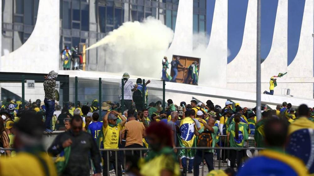 GSI divulga imagens do dia da invasão no Palácio do Planalto