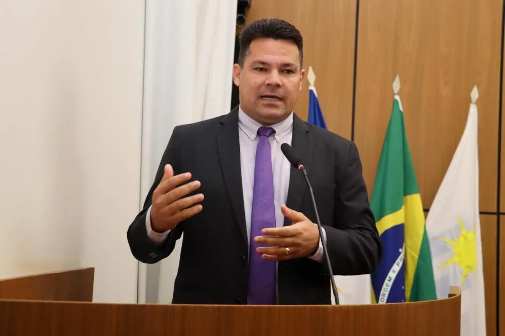 Walter Viana assume liderança do Paço na Câmara de Palmas em seu primeiro mandato