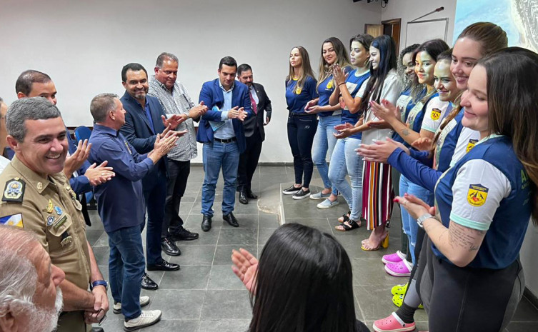 Governador Wanderlei Barbosa conhece sede da Associação Nacional de Equoterapia e anuncia área no Palacinho para implantação do Centro em Palmas