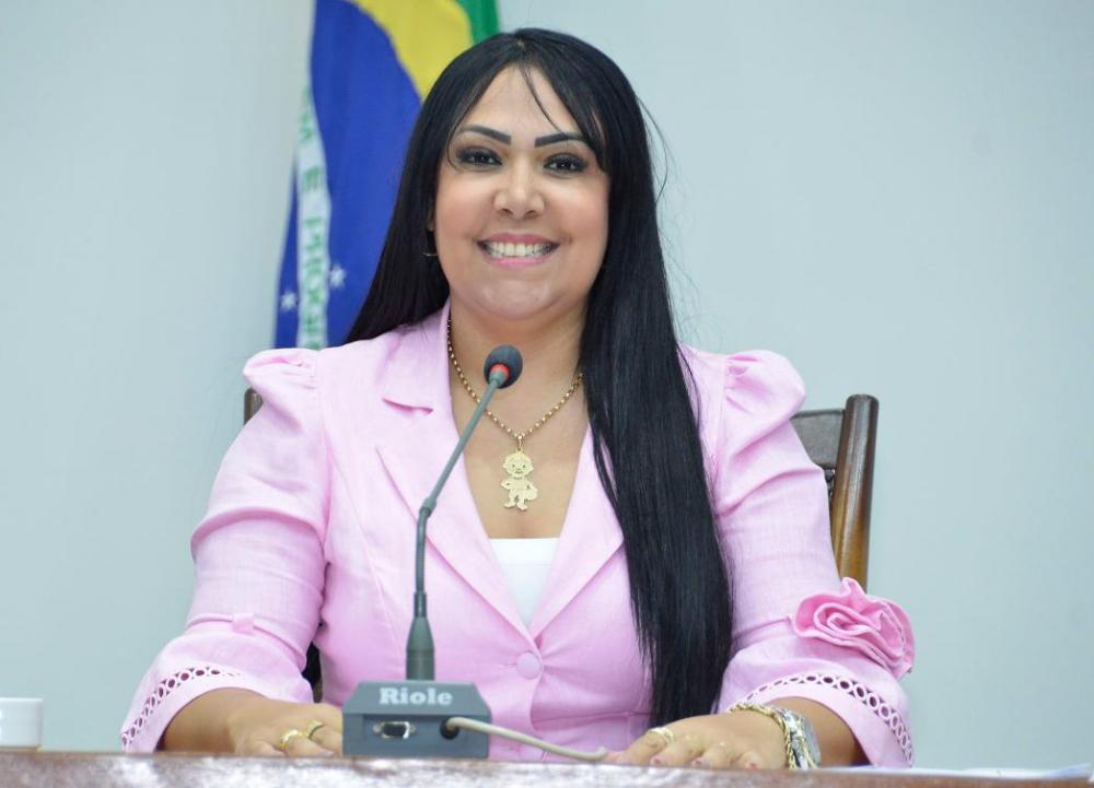 Professora Janad Valcari propõe criação de Frente Parlamentar Empresarial na Aleto