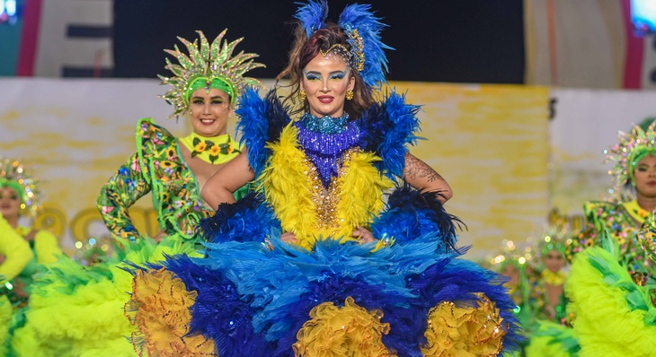 Juninas animam torcidas na primeira noite de apresentação do Grupo Especial