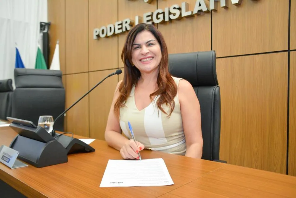 Karina Café apresenta projeto para criar programa “Adote uma Praça” para revitalizar espaços públicos em Palmas