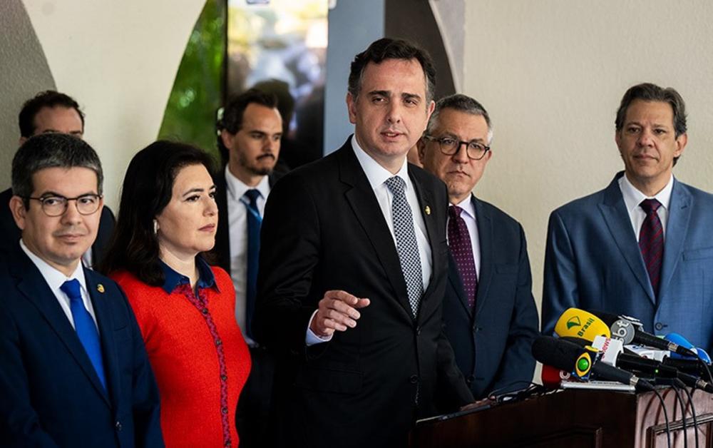 Reforma tributária: Pacheco confirma Eduardo Braga como relator no Senado