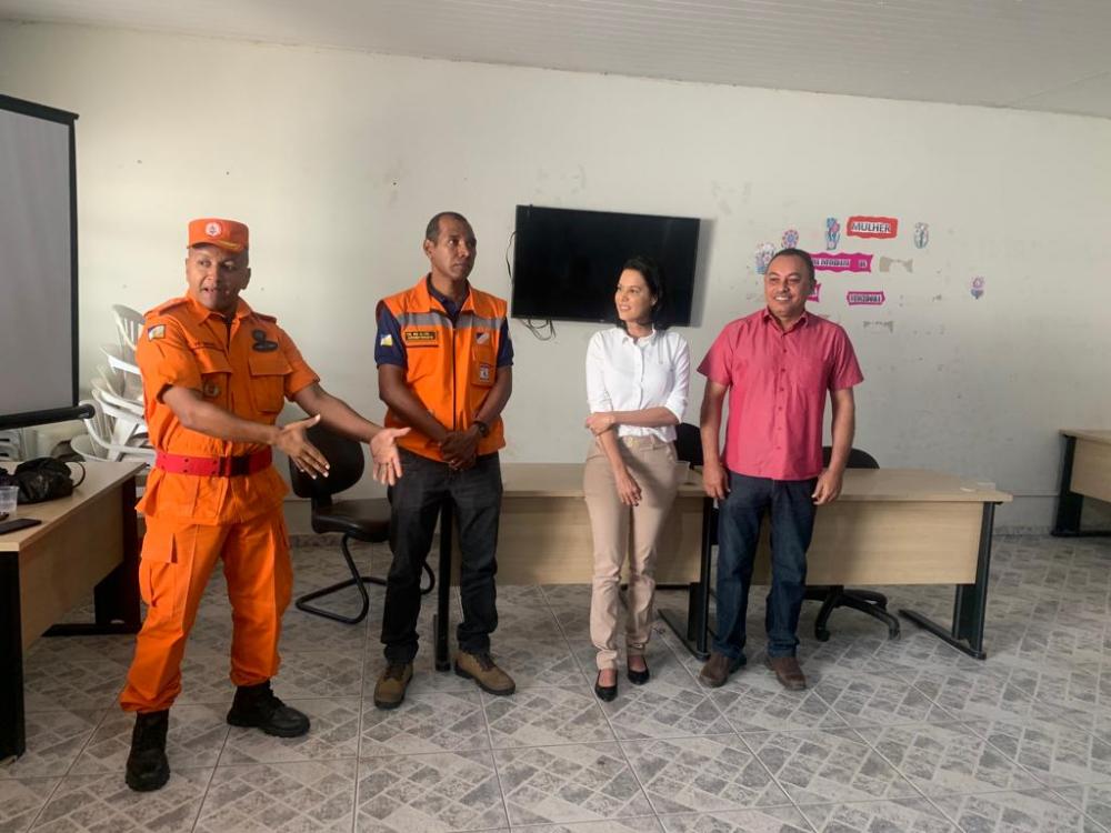 Marilon Barbosa participa de reunião com a comunidade de Taquaruçu e órgãos estaduais para discutir criação da Brigada Florestal no distrito