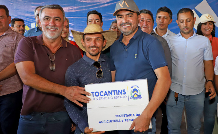 Governador Wanderlei Barbosa inicia na região do Bico do Papagaio a entrega de kits do programa Mesa Farta