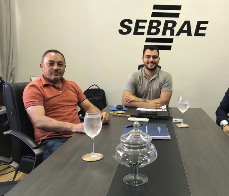 Marilon Barbosa reúne com superintendente do Sebrae e discute parcerias na implantação de projetos ambientais