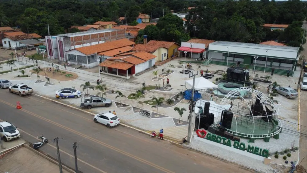 Prefeitura de São Miguel do Tocantins inaugura mais uma praça nessa terça-feira (30)