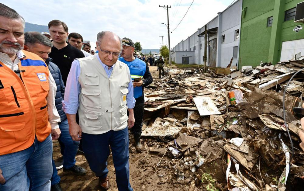 Governo Federal anuncia R$ 741 mi para cidades gaúchas afetadas por ciclone