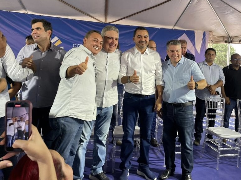 Vereador Marilon Barbosa participa de entrega de unidades habitacionais no Taquari