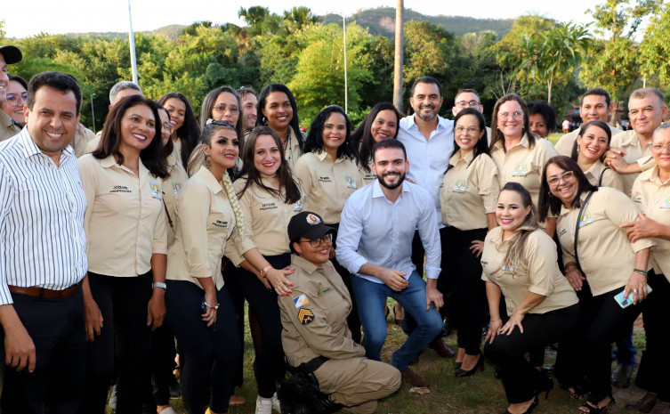 Governador Wanderlei Barbosa honra professores com valorização salarial, estrutura e concurso