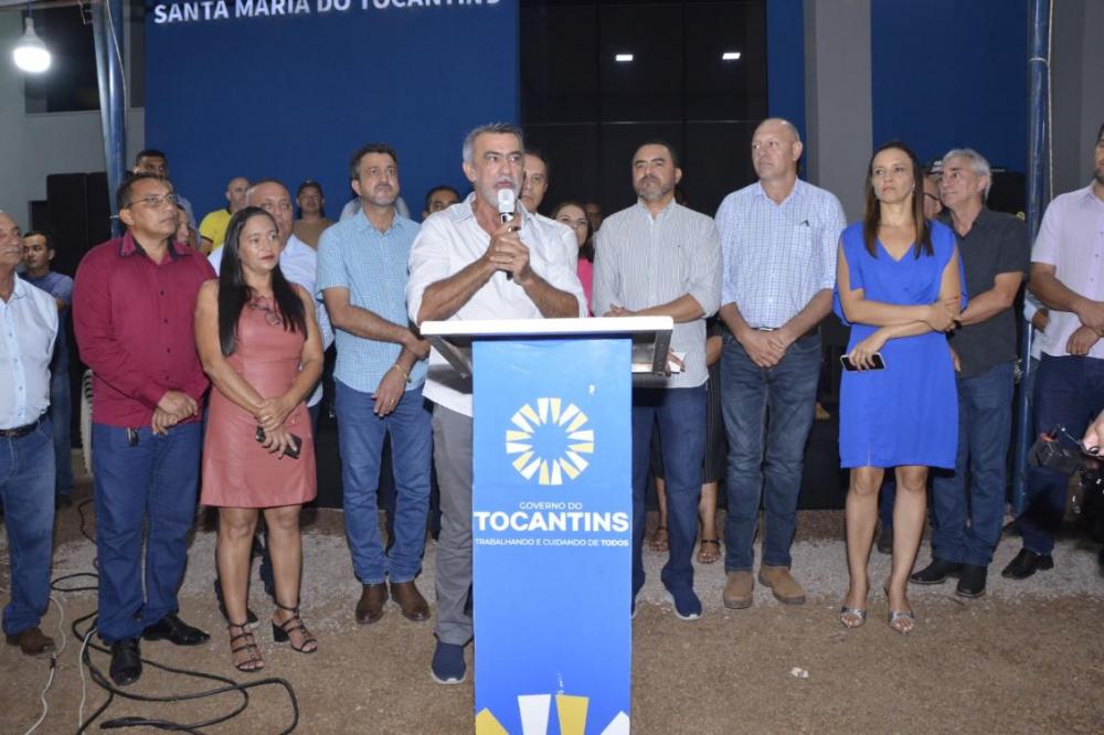 Amélio Cayres e Luciano Oliveira prestigiam evento de inauguração de prefeitura