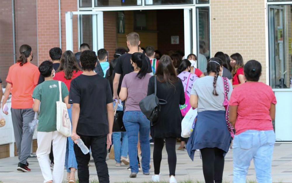 Alunos do 3° ano terão incentivo financeiro para participar do Enem