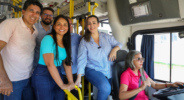 Prefeitura de Palmas entrega mais 70 ônibus para reforço do transporte coletivo